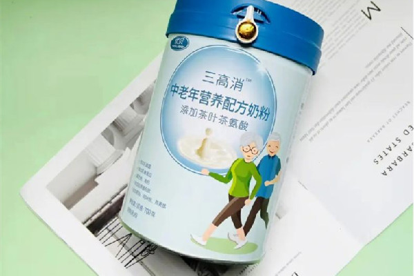 老年奶粉怎么选才是正确的 老年奶粉买什么样的好